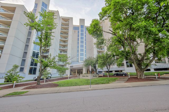 900 19th Ave S Apt 905, Nashville, TN 37212