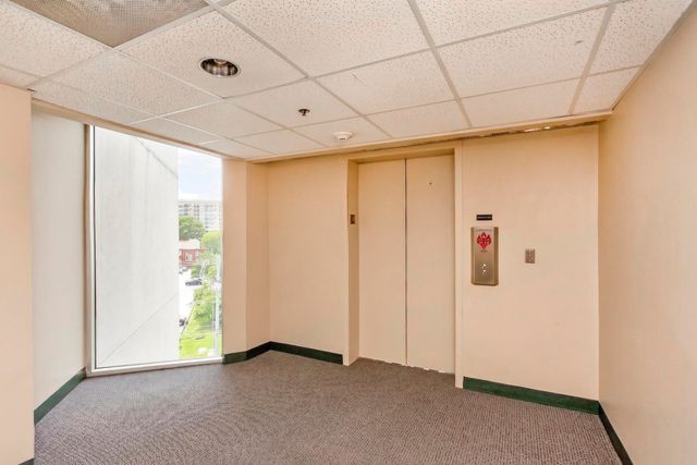 900 19th Ave S Apt 905, Nashville, TN 37212