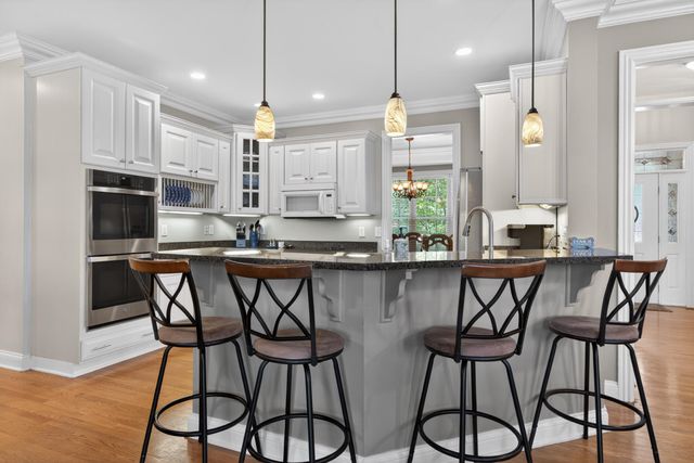 2228 Barnwell Lane, Lexington, KY 40513