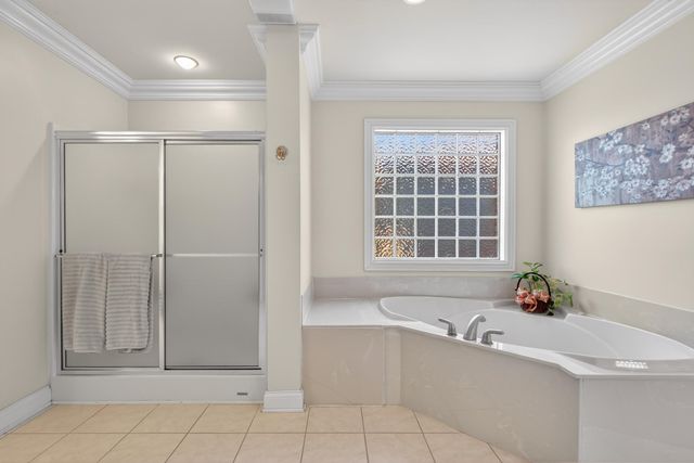 2228 Barnwell Lane, Lexington, KY 40513