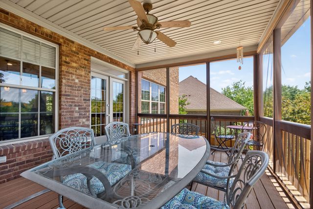 2228 Barnwell Lane, Lexington, KY 40513