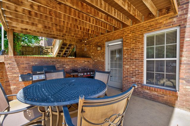 2228 Barnwell Lane, Lexington, KY 40513