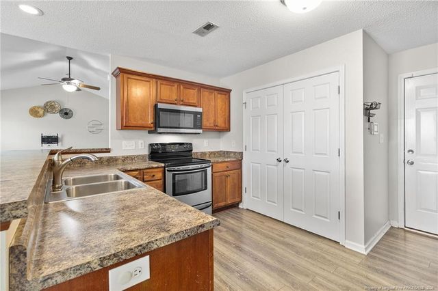 1430 Mingary Avenue, Hope Mills, NC 28306