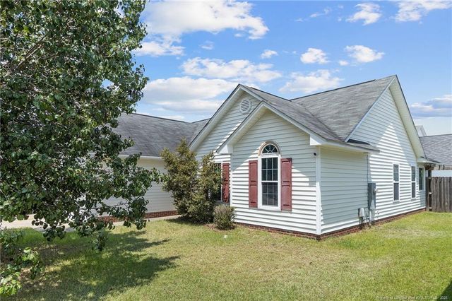 1430 Mingary Avenue, Hope Mills, NC 28306