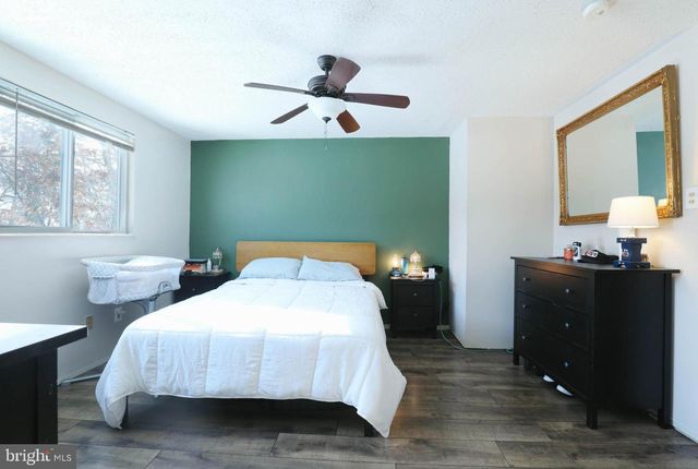 13568 BENTLEY CIR, Woodbridge, VA 22192