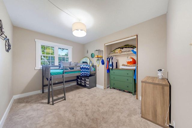 739 N Moreland BOULEVARD, Waukesha, WI 53188
