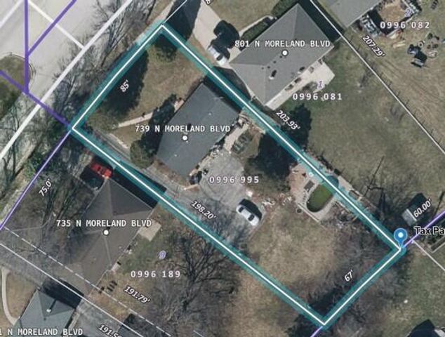739 N Moreland BOULEVARD, Waukesha, WI 53188