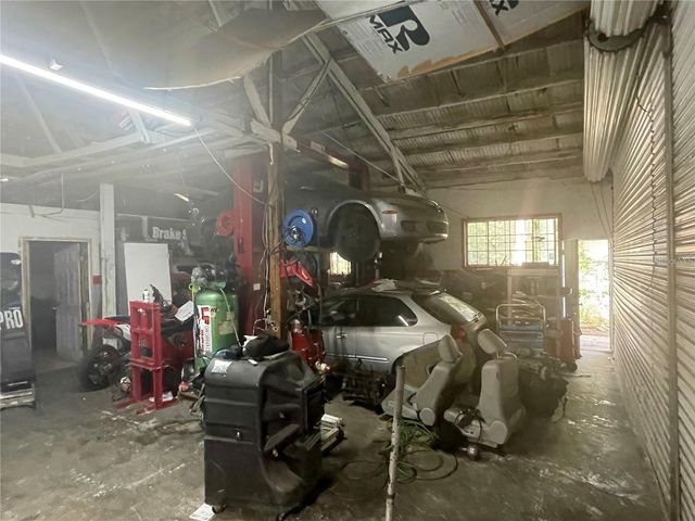 1919 W SAINT JOSEPH STREET, Tampa, FL 33607