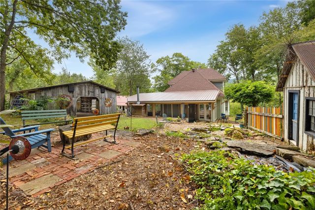 4407 Highway 16, Elkins, AR 72727