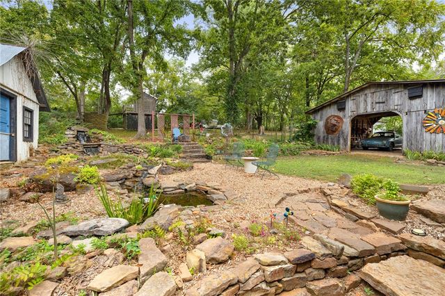 4407 Highway 16, Elkins, AR 72727