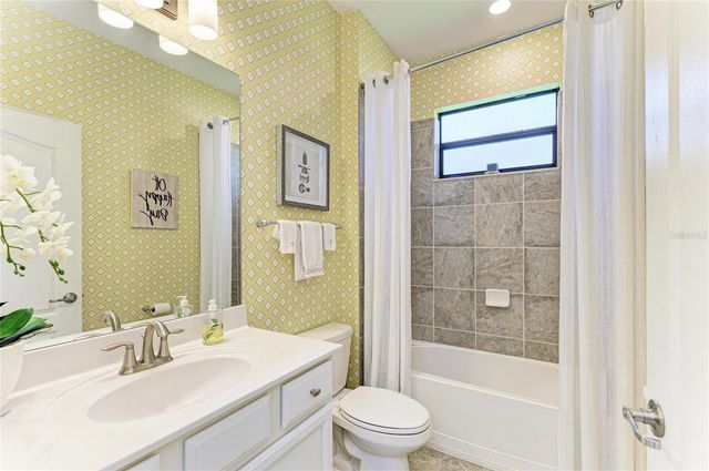 17009 POLO TRAIL, Bradenton, FL 34211
