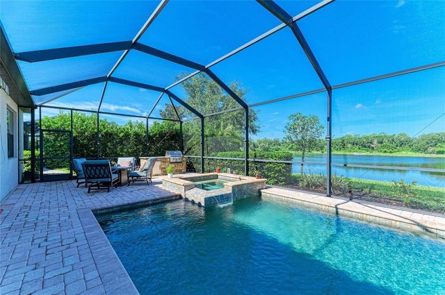 17009 POLO TRAIL, Bradenton, FL 34211