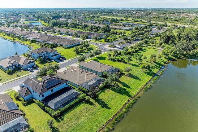17009 POLO TRAIL, Bradenton, FL 34211