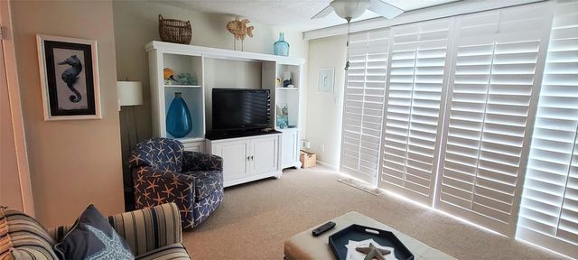 815 OCEAN SHORE BOULEVARD 10A, Ormond Beach, FL 32176