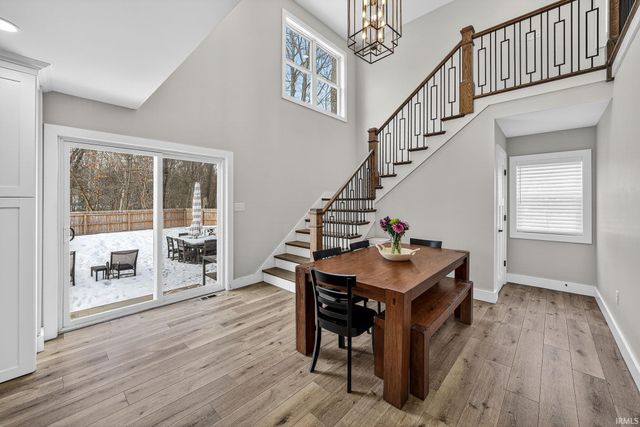 51275 Crooked Oak Drive, Granger, IN 46530