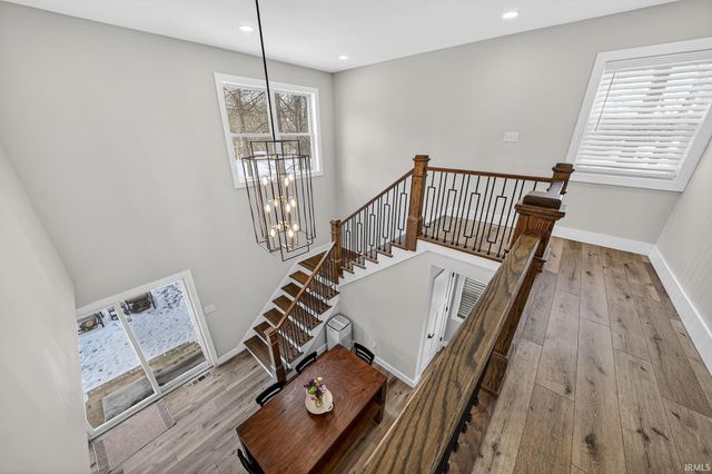 51275 Crooked Oak Drive, Granger, IN 46530