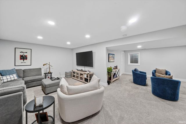 51275 Crooked Oak Drive, Granger, IN 46530