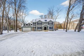 51275 Crooked Oak Drive, Granger, IN 46530