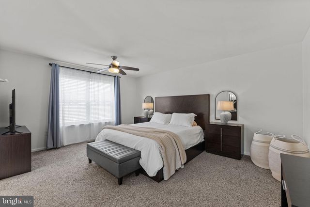 101 RIVERSIDE DR, Red Hill, PA 18076