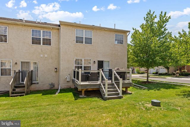 101 RIVERSIDE DR, Red Hill, PA 18076