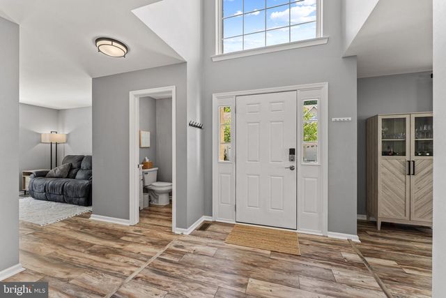 101 RIVERSIDE DR, Red Hill, PA 18076
