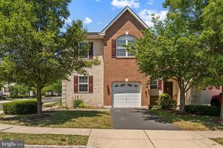 101 RIVERSIDE DR, Red Hill, PA 18076