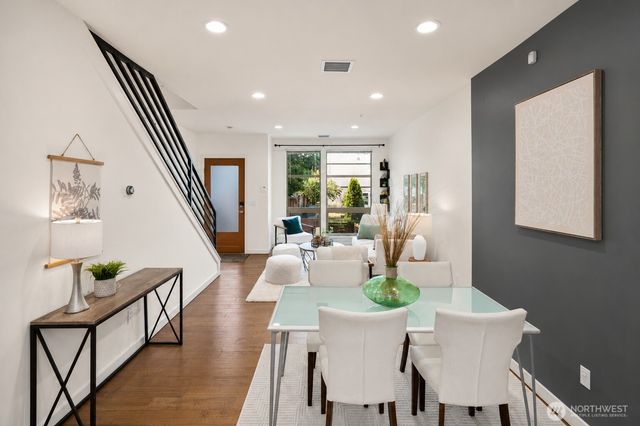 1232 N Northgate Way, Seattle, WA 98133