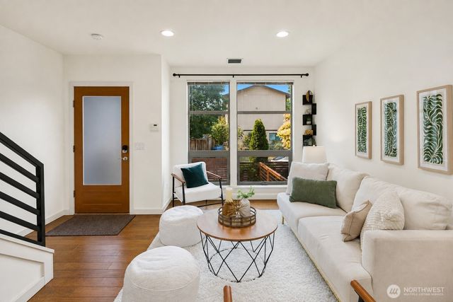 1232 N Northgate Way, Seattle, WA 98133