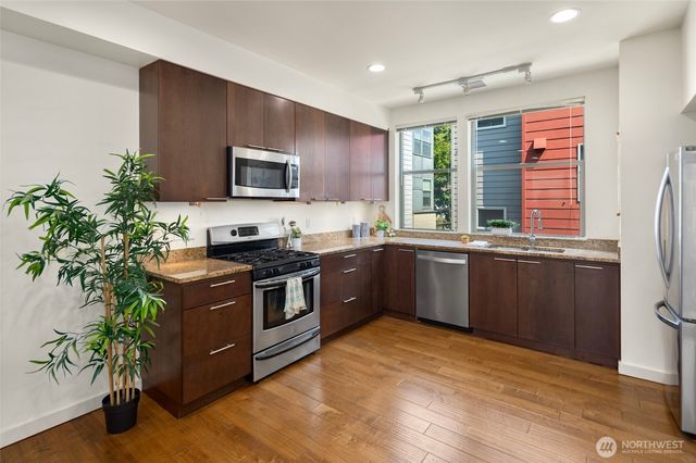1232 N Northgate Way, Seattle, WA 98133