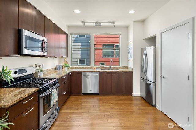 1232 N Northgate Way, Seattle, WA 98133