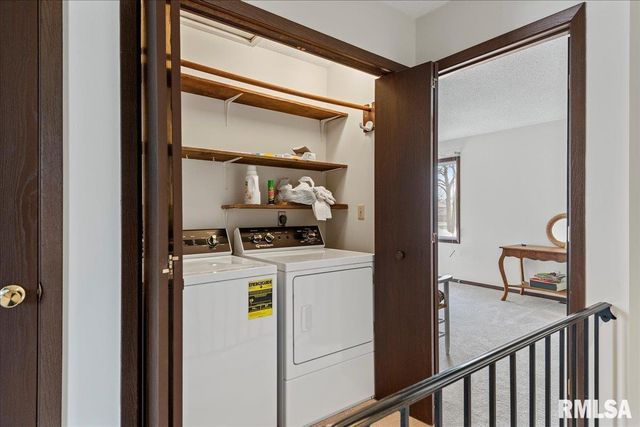 108 BROOKSIDE Place, Springfield, IL 62704