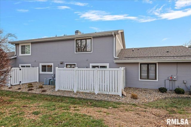 108 BROOKSIDE Place, Springfield, IL 62704