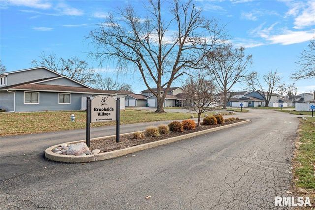 108 BROOKSIDE Place, Springfield, IL 62704