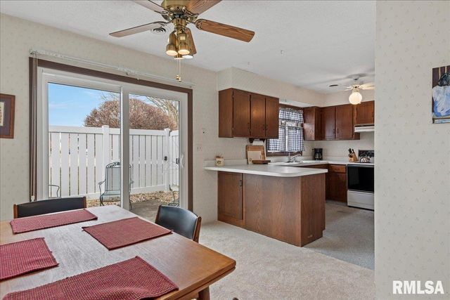 108 BROOKSIDE Place, Springfield, IL 62704