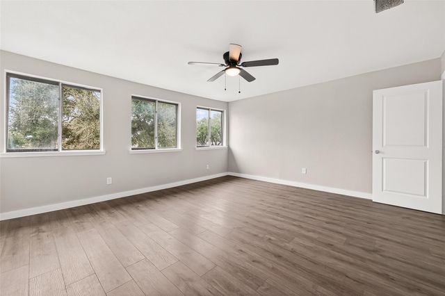 9110 Vickijohn Drive, Houston, TX 77031