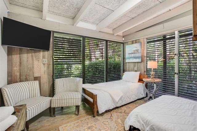 301 SW 14 Way, Fort Lauderdale, FL 33312