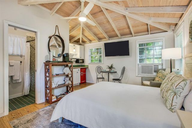 301 SW 14 Way, Fort Lauderdale, FL 33312