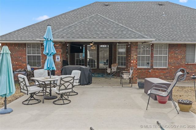 84 Glenway, Lone Grove, OK 73401