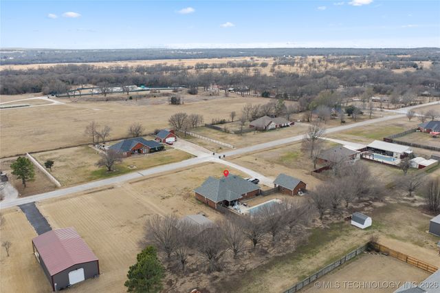 84 Glenway, Lone Grove, OK 73401