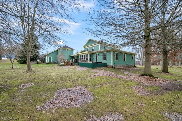 8051 Euclid Chardon Road, Kirtland, OH 44094