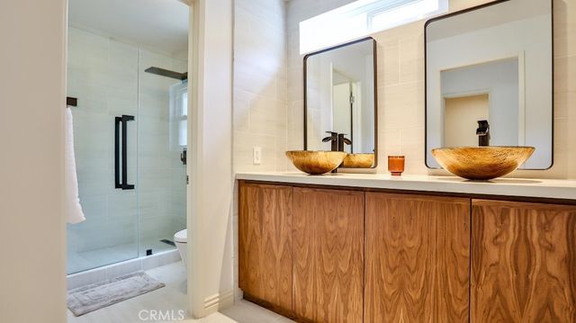 203 Frankfort Avenue, Huntington Beach, CA 92648