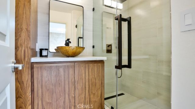 203 Frankfort Avenue, Huntington Beach, CA 92648