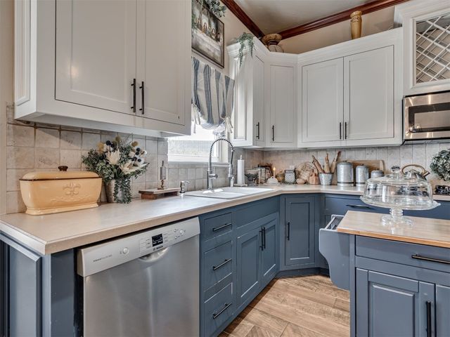2005 Oak Circle, Piedmont, OK 73078