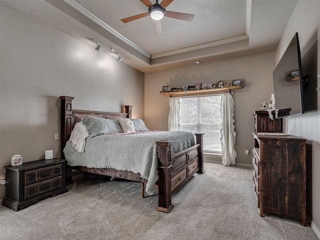 2005 Oak Circle, Piedmont, OK 73078
