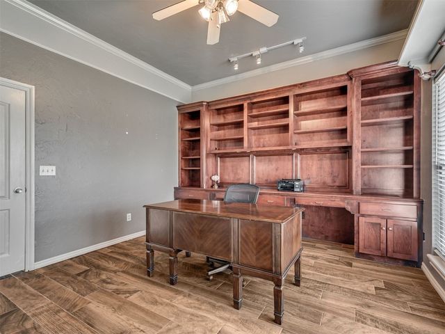 2005 Oak Circle, Piedmont, OK 73078