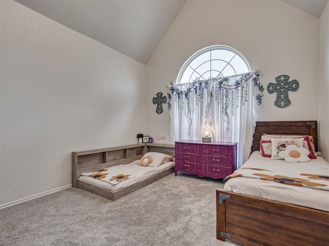2005 Oak Circle, Piedmont, OK 73078