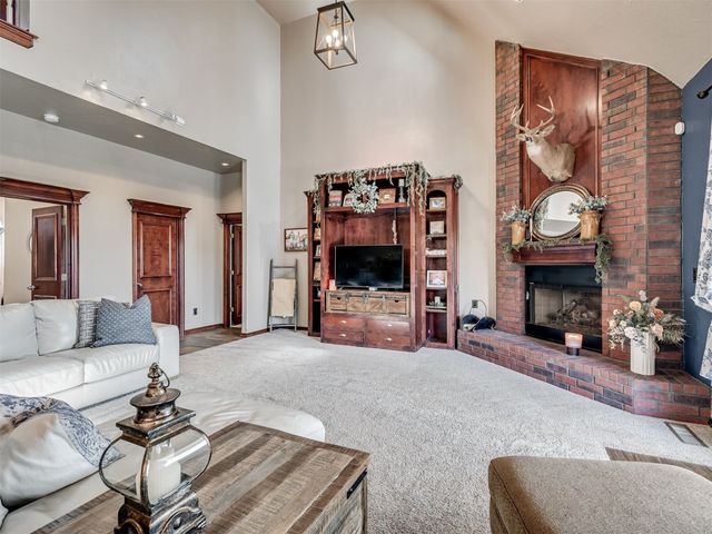 2005 Oak Circle, Piedmont, OK 73078
