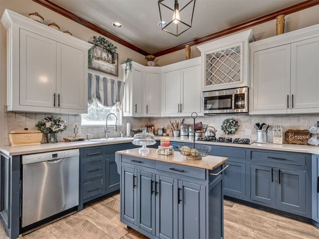 2005 Oak Circle, Piedmont, OK 73078