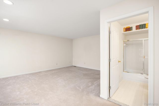 54710 Bellingham Drive, Shelby Charter Township, MI 48316