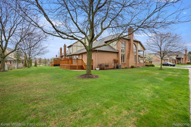 54710 Bellingham Drive, Shelby Charter Township, MI 48316